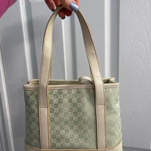 Liz Claiborne 397 Pistachio hand bag cream and light green coloured purse - Picture 5 of 12